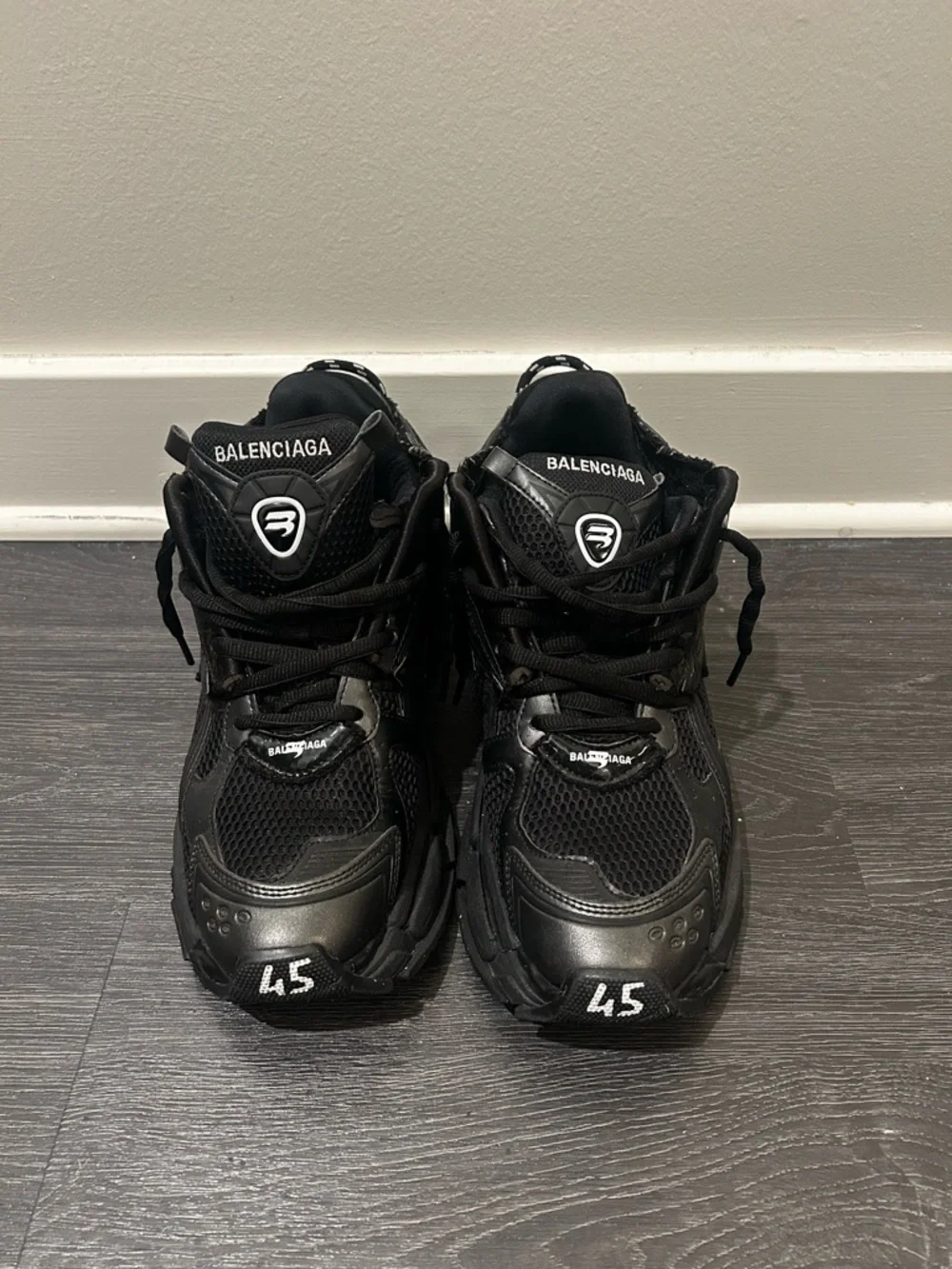 Balenciaga Runners - Picture 3 of 6
